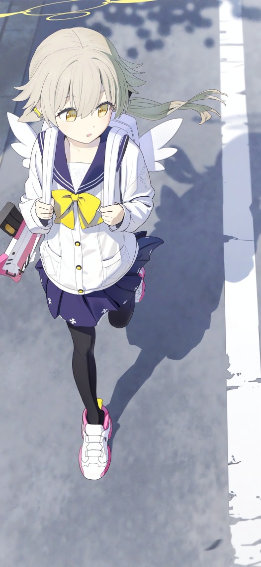 路上的美少女
