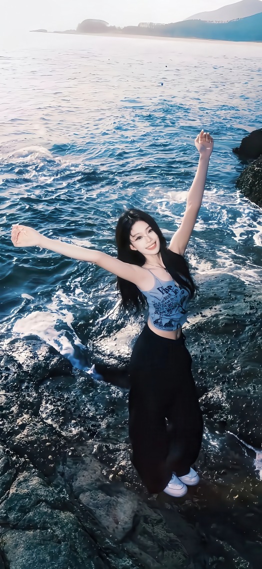 甜酷美女