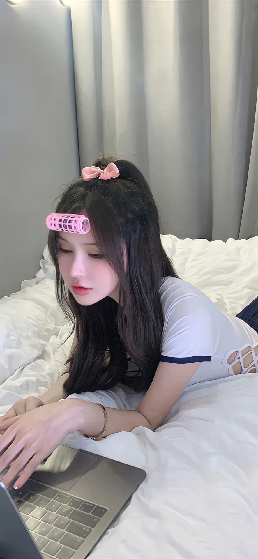 我想去姐姐一起玩