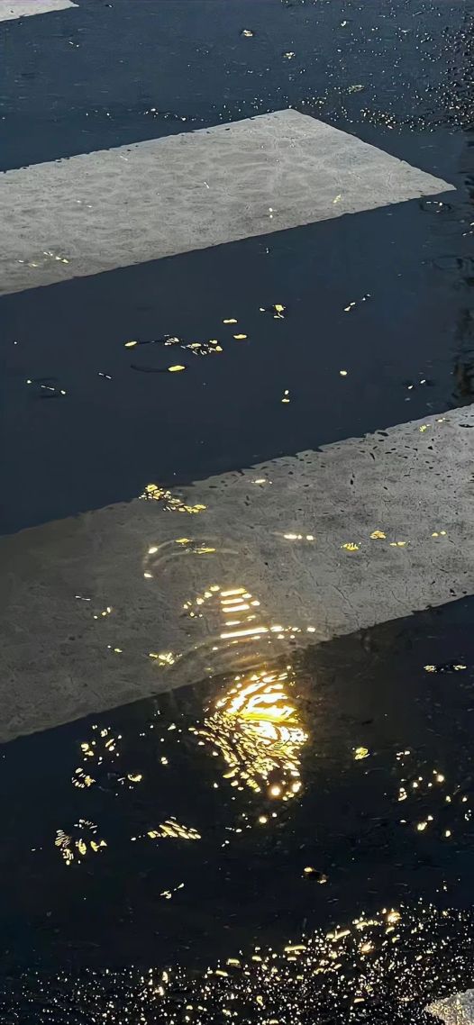 水