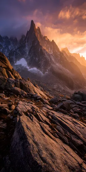 暮光锋影 ，山之脊梁