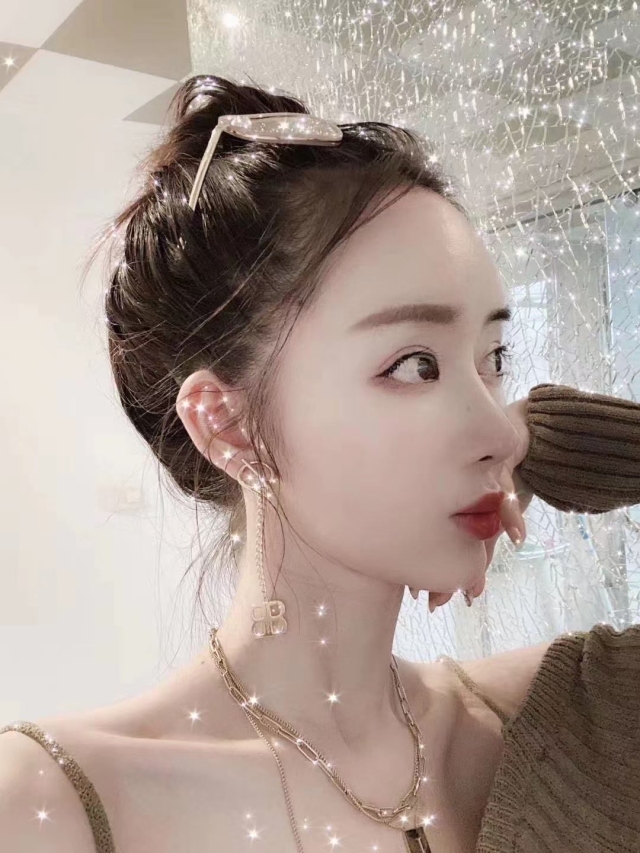 美女