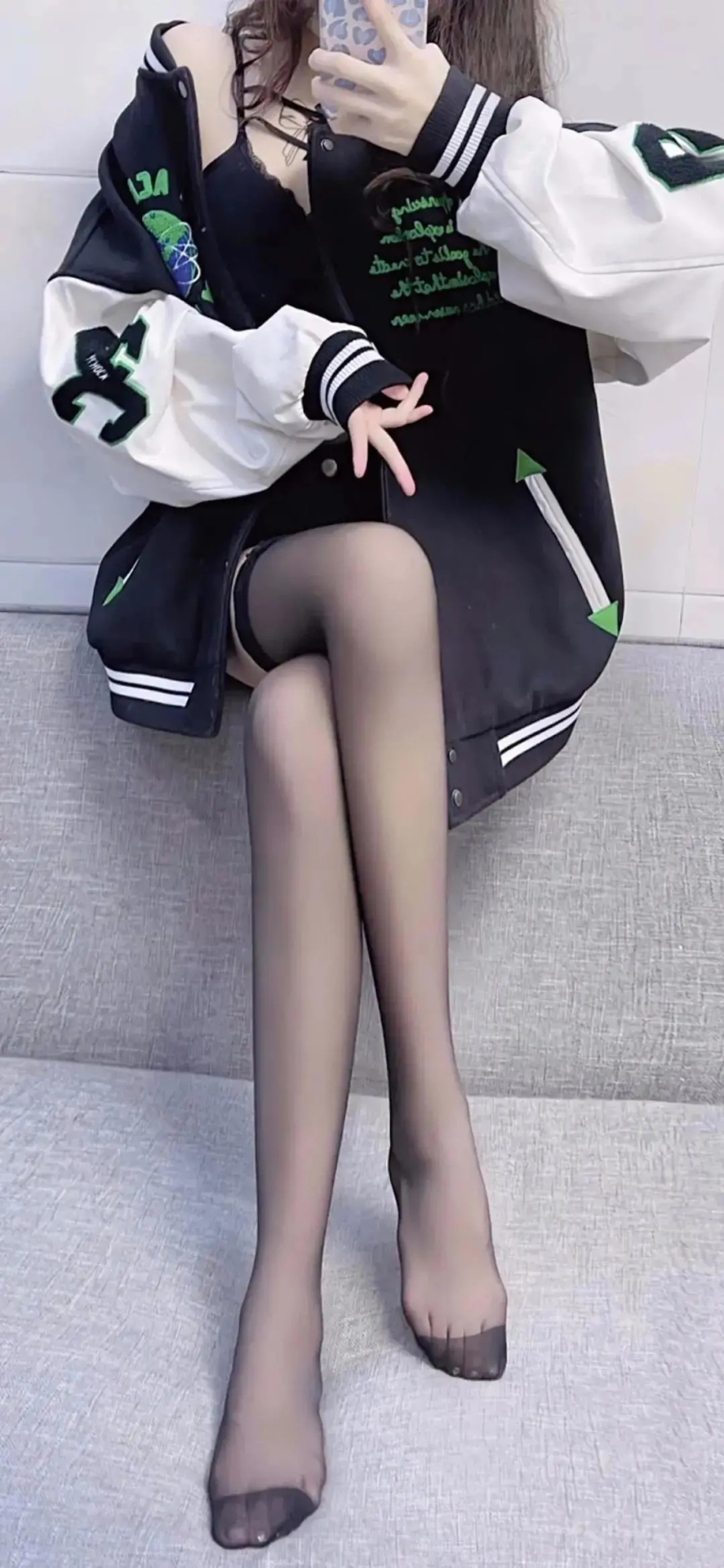 黑丝美女微信聊天图