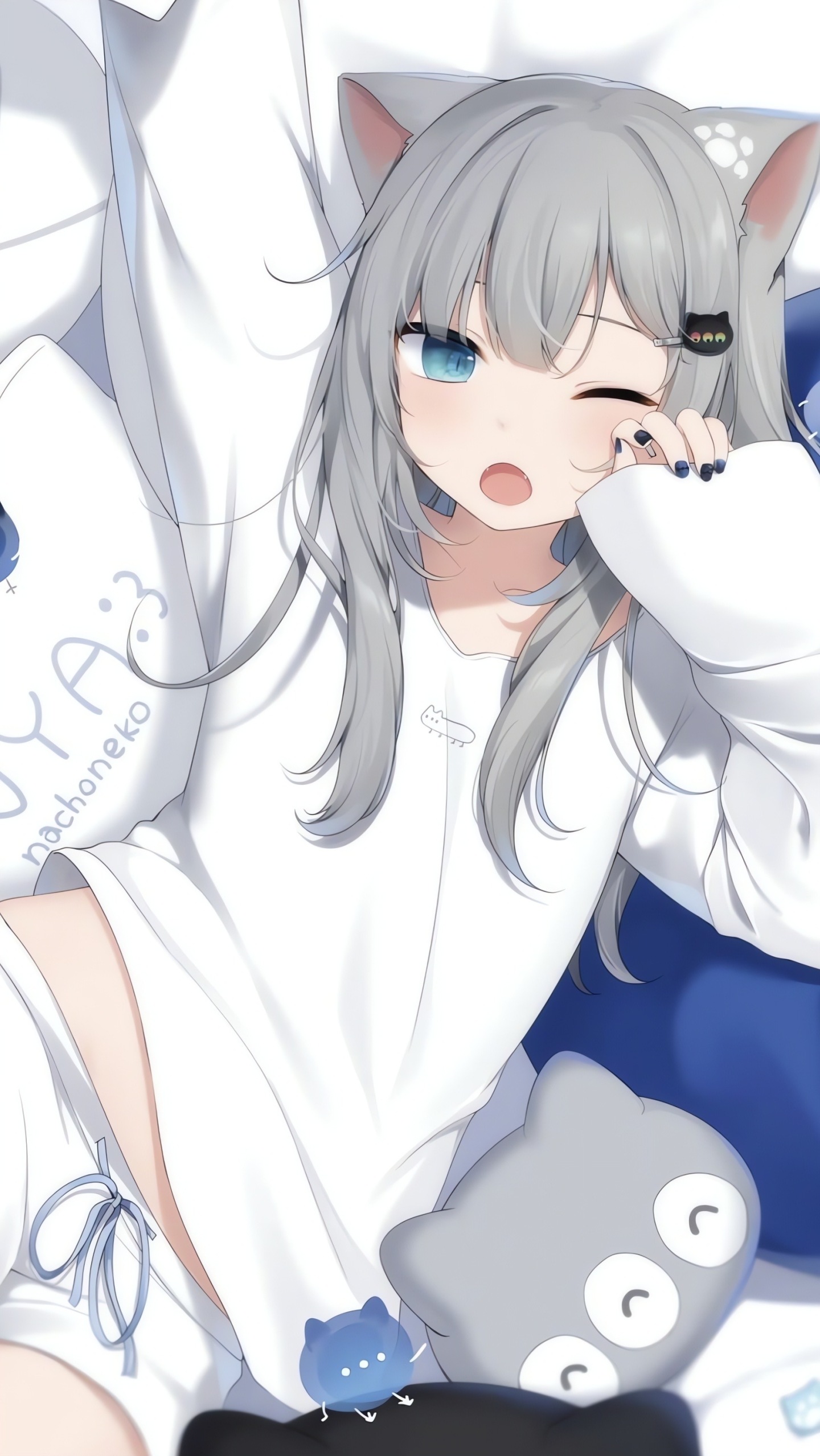 可愛睡衣少女