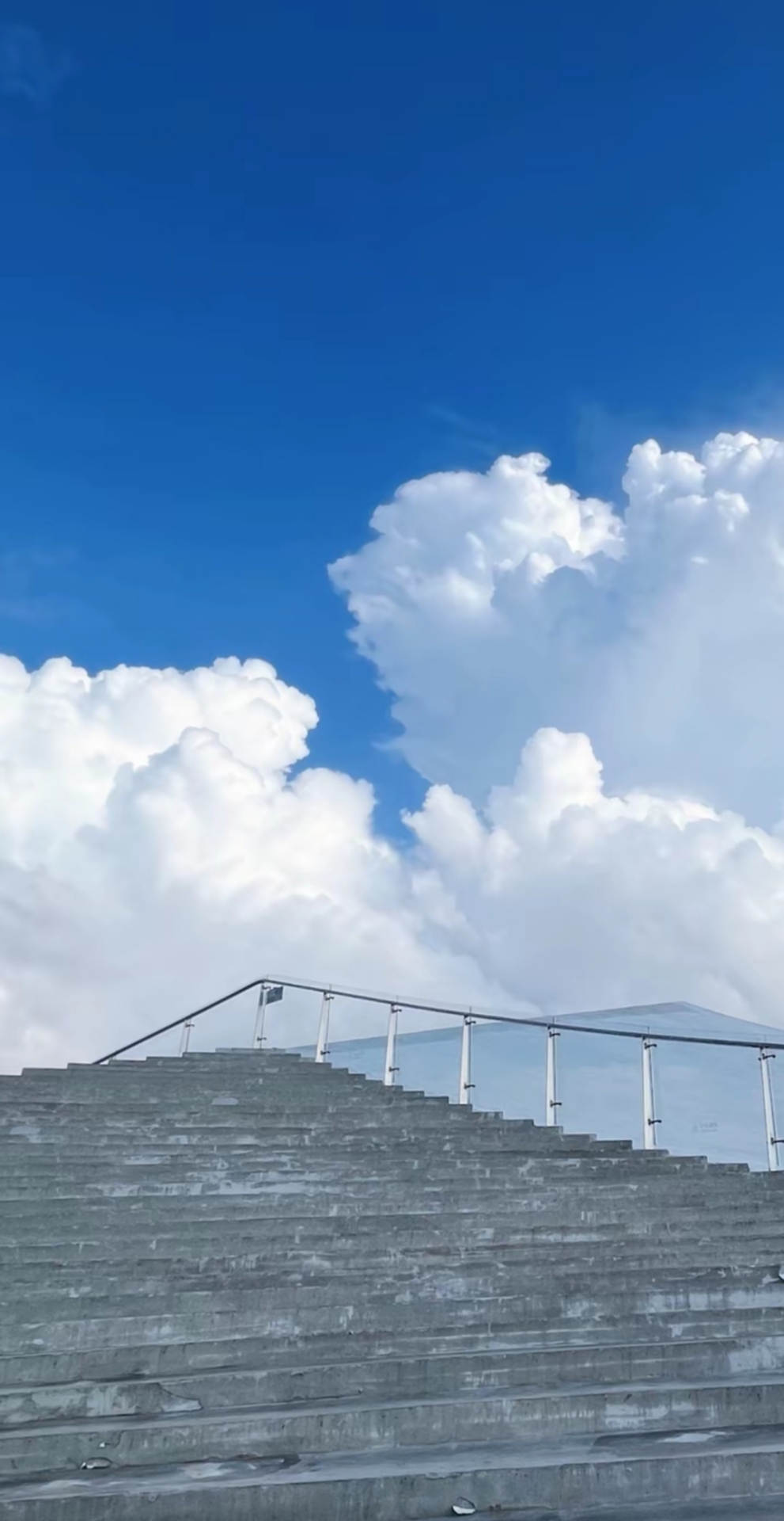 藍天白雲