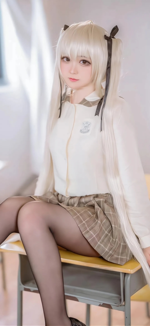 微信壁纸cos穹妹