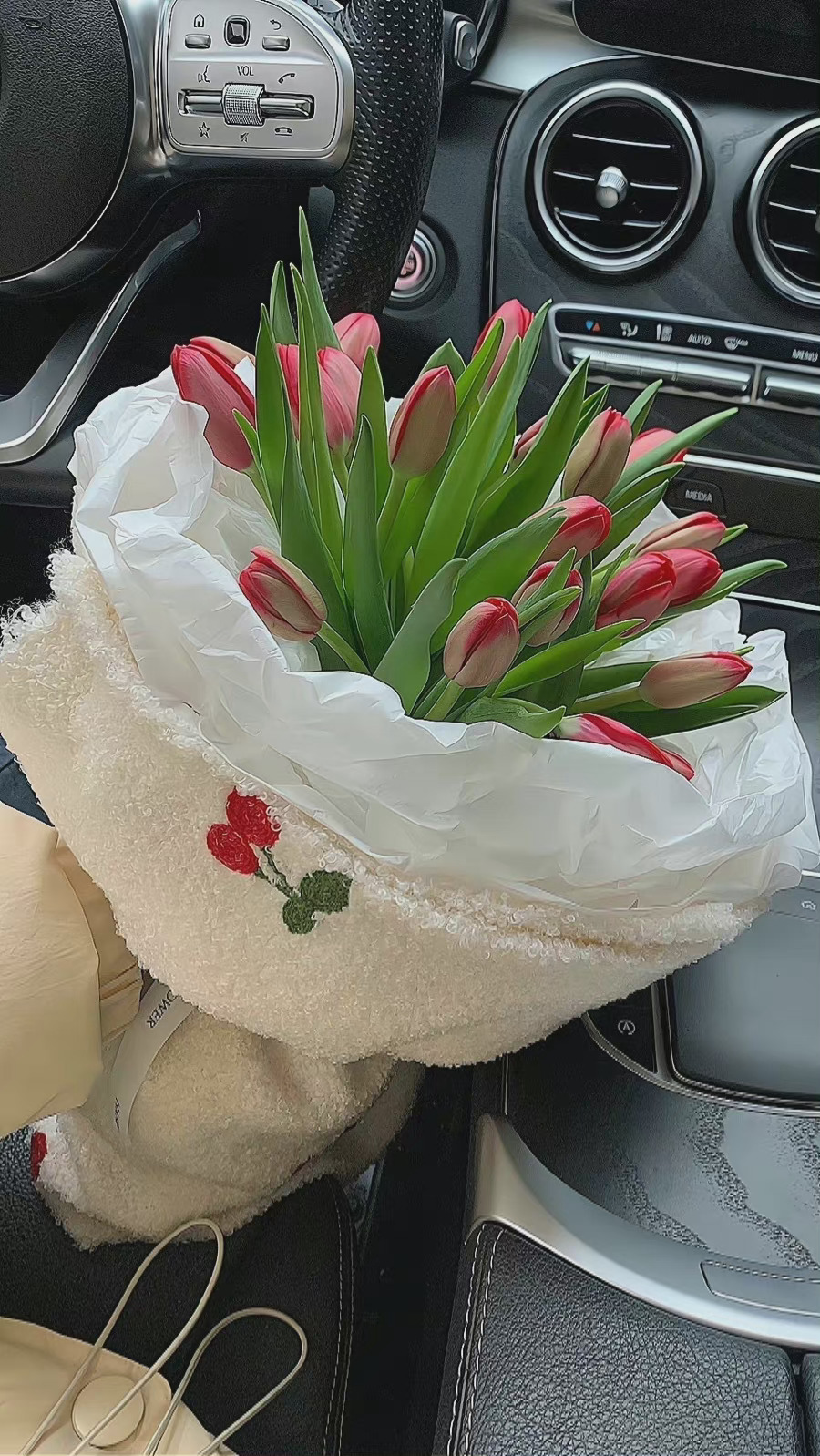 鬱金香花束微信封面圖片大全