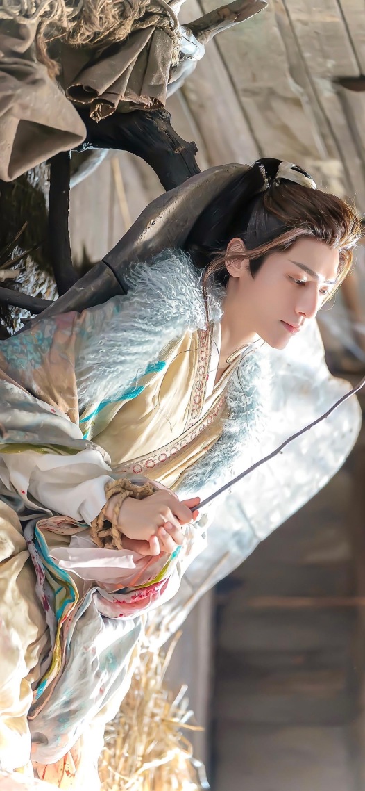 長月燼明