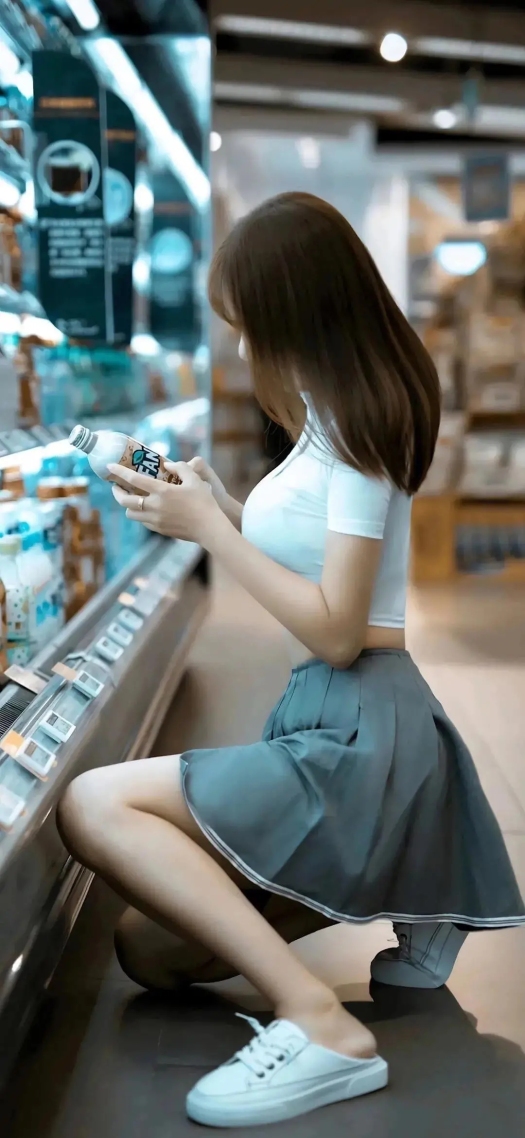 微信聊天背景美女身材真好