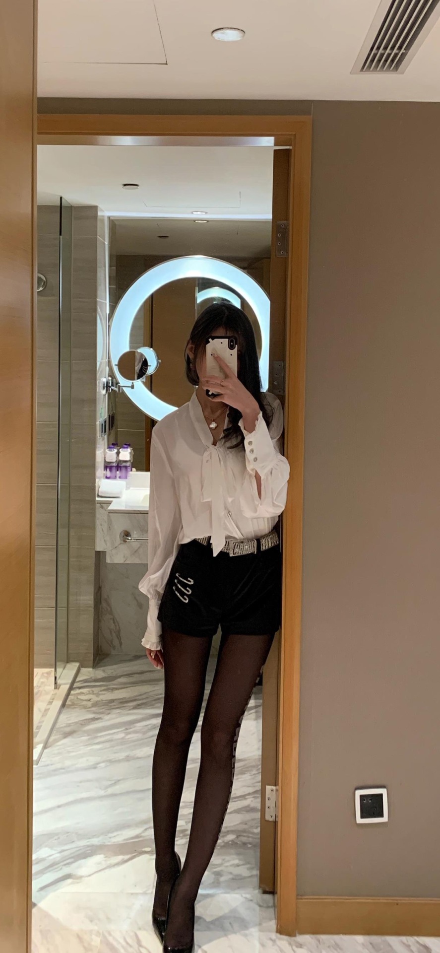 美女017