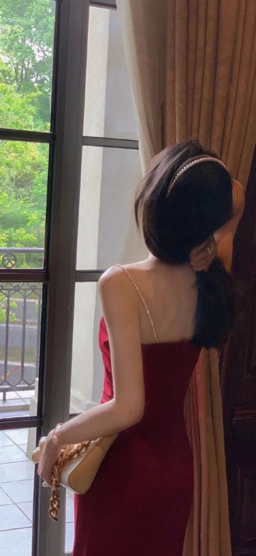 寂寞的女生