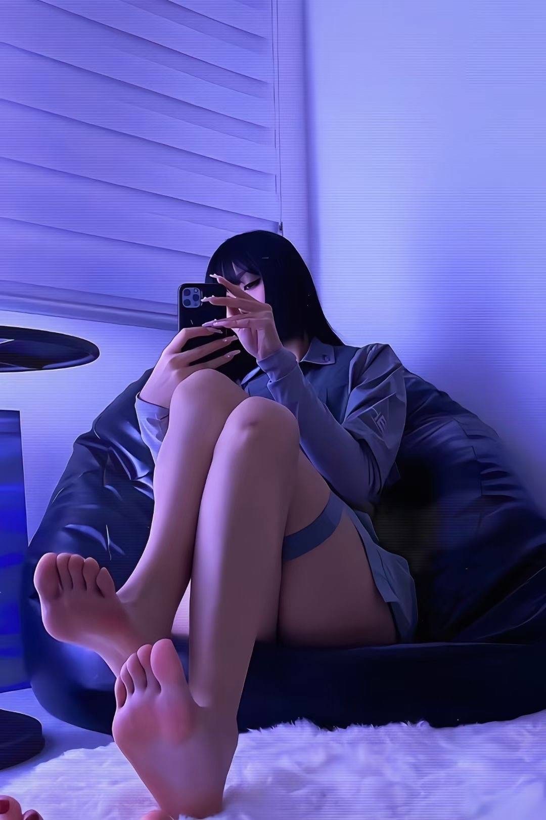 假裝女朋友壁紙1018