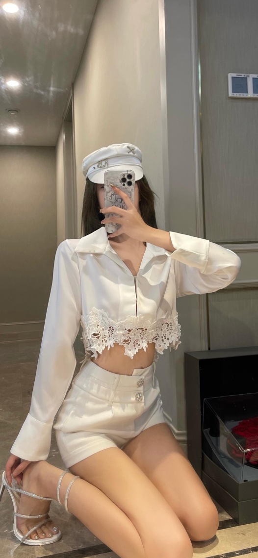 微信聊天專用圖美女愛自拍123