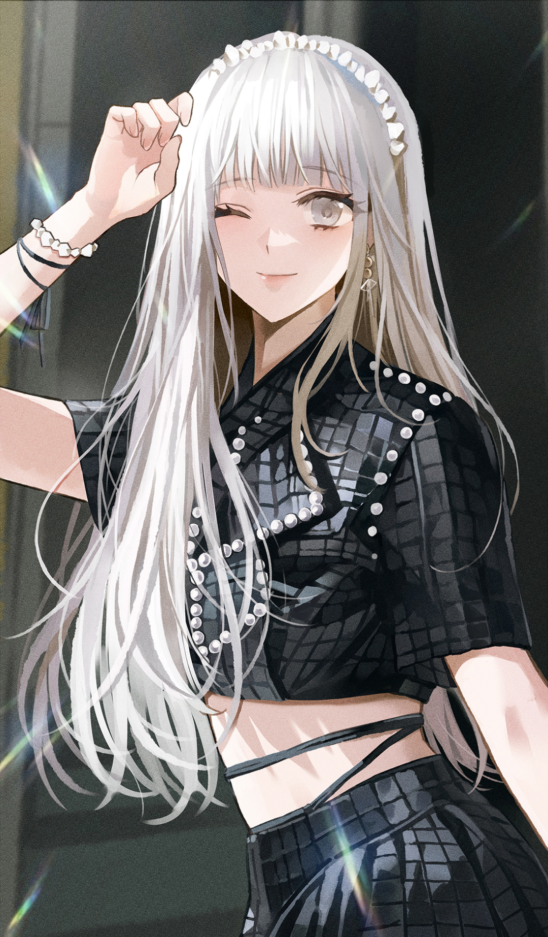 朋克大眼妹