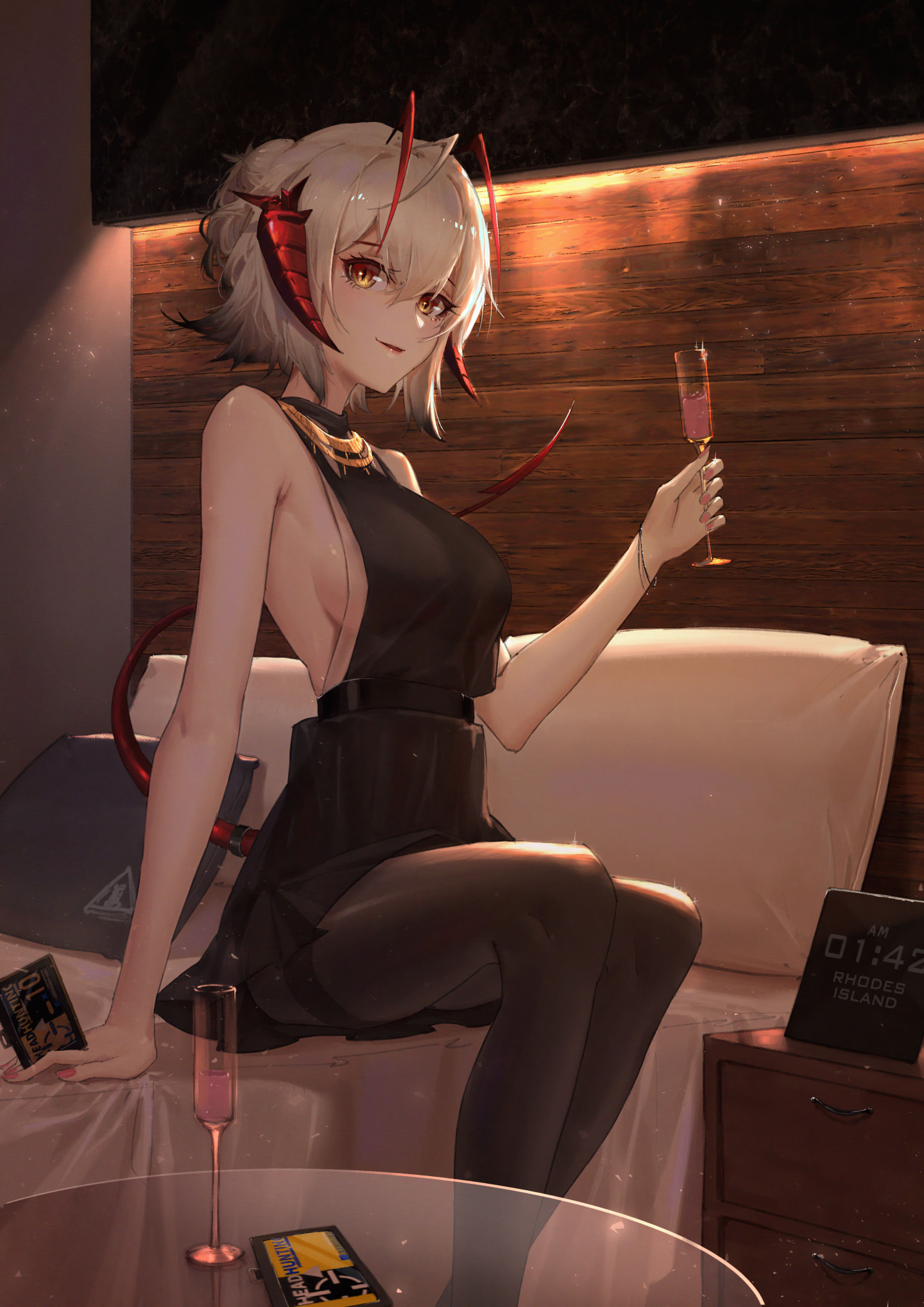 摇晃的红酒杯~