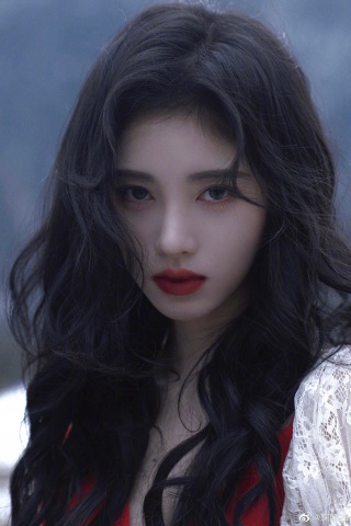 鞠婧祎