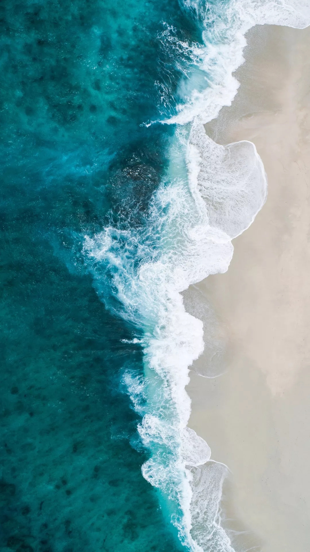 海浪好看的微信聊天背景圖