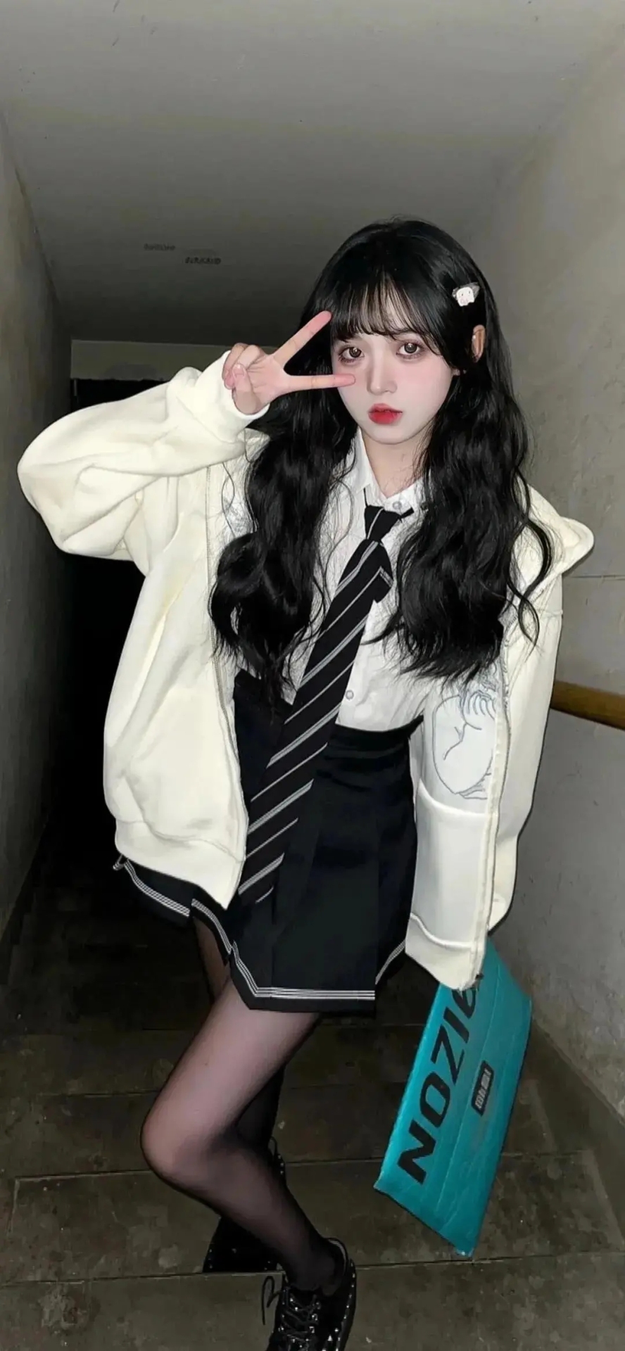 清纯少女微信背景图高清