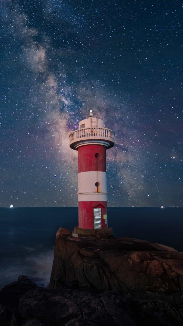 微信屏保壁紙燈塔星空