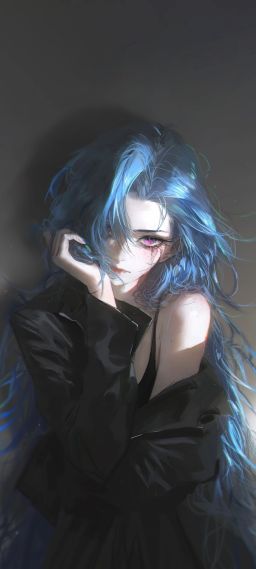 蓝发女孩