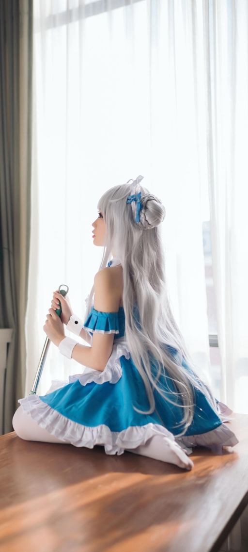 微信屏保壁纸小天鹅女仆