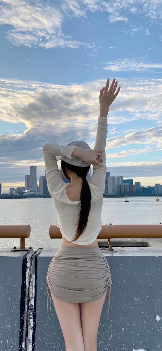 微信墙纸看美女可以长寿，2022用这张壁纸