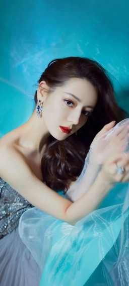 迪丽热巴